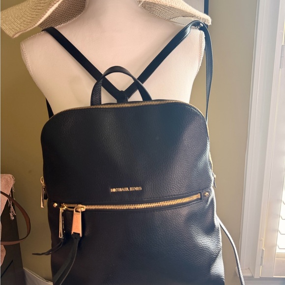 Michael Kors Rhea backpack - Picture 14 of 14
